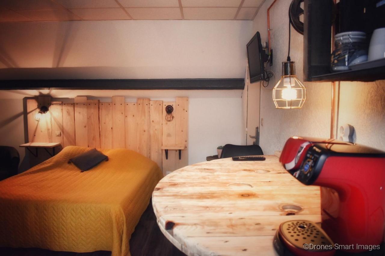 L'Eolienne Hotel Rouxmesnil-Bouteilles Екстериор снимка